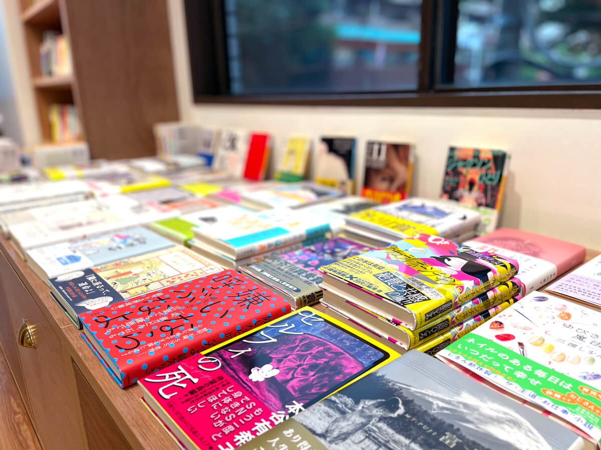ブックスTangerina店内